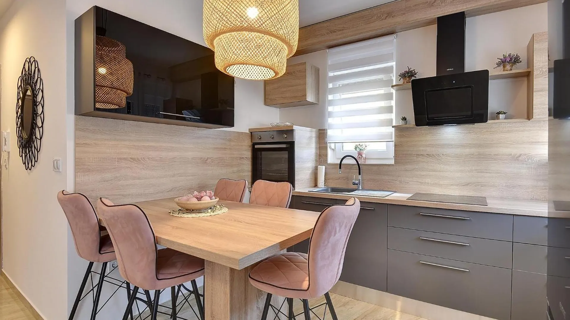 Modern Apartment With Terrace Medulin 0*,